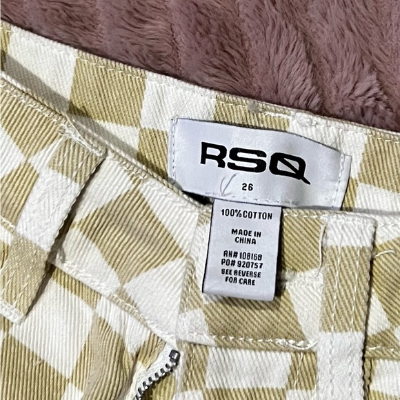 beige and white checkered baggy jeans - Picture 4 of 4